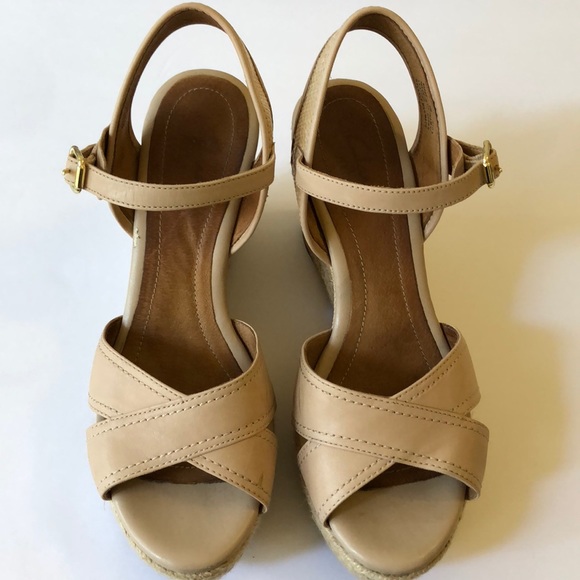 Clarks Shoes - Clarks Summer Wedges 🌺